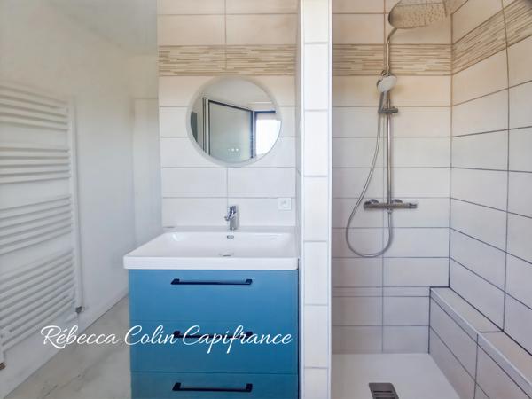 Maison et gîte avec piscine proche de MONTIGNAC (24)