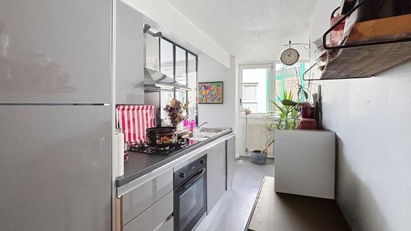 Opportunité T3 de 65m2 aux Chartrons