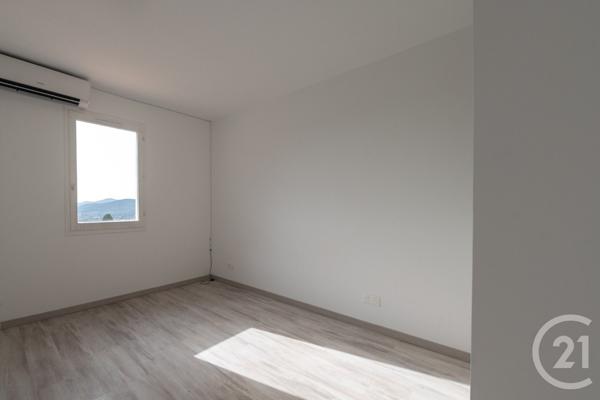 Maison à vendre  4 pièces - 74,54 m2 BORMES LES MIMOSAS - 83