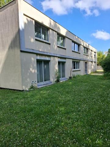 BORDEAUX CAUDÉRAN ? APPARTEMENT T5 AU DERNIER ÉTAGE DANS UNE RÉSIDENCE CONFIDENTIELLE AVEC BOX ET CAVE