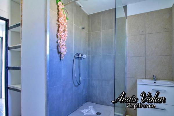 Maison familiale à vendre 7 pièces de 157 m² à SAINT MATHIEU DE TREVIERS (34)