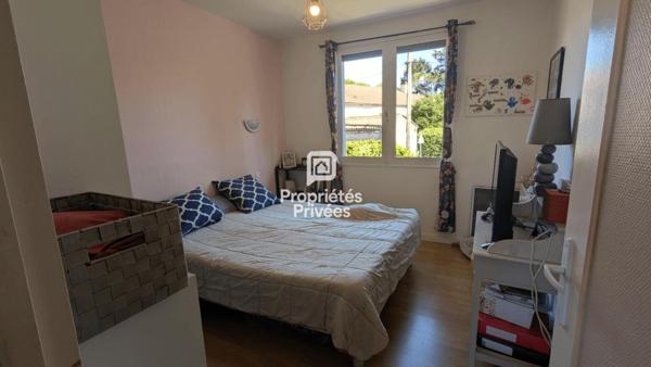 NONTRON : Maison saine (DPE D), 100 m² habitables + Garage XXL de 41 m² !