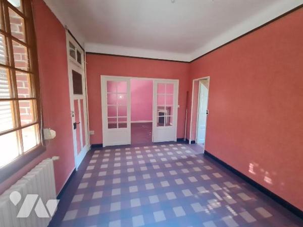 BEAUCAMPS LE VIEUX - Commodités et écoles sur place, maison d'habitation à rénover édifiée sur ...