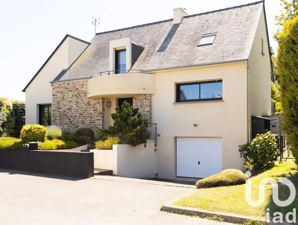 Maison traditionnelle 5 pièces de 153 m² à Cancale (35260)