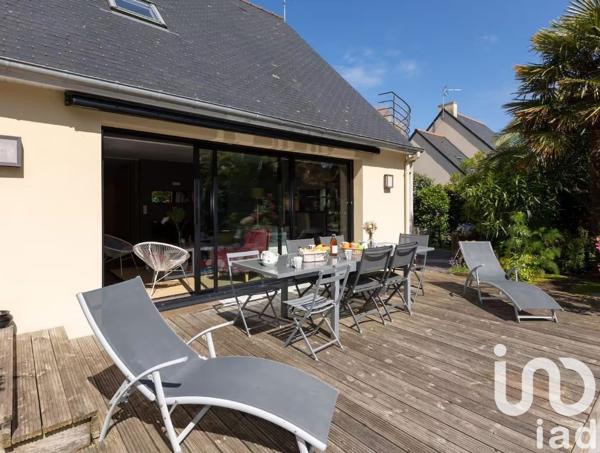 Maison traditionnelle 5 pièces de 153 m² à Cancale (35260)