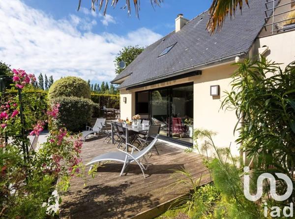 Maison traditionnelle 5 pièces de 153 m² à Cancale (35260)