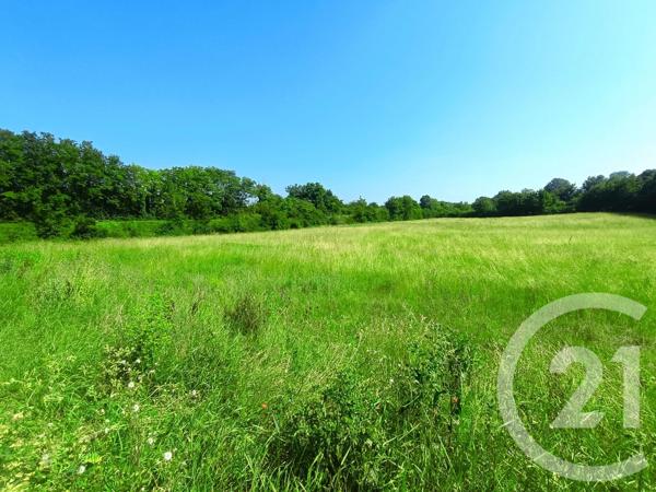 Terrain à vendre  967 m 2   ST MARTIN DU MONT  - 01