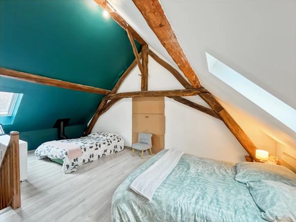 SUD BOURGOGNE | MAISON ATYPIQUE 7 PIÈCES | CARACTÈRE & VOLUMES | PROCHE CLUNY - 166 m² - 540 m²