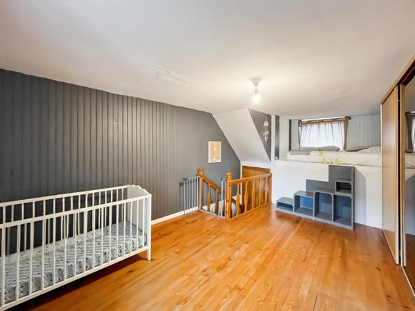 SUD BOURGOGNE | MAISON ATYPIQUE 7 PIÈCES | CARACTÈRE & VOLUMES | PROCHE CLUNY - 166 m² - 540 m²