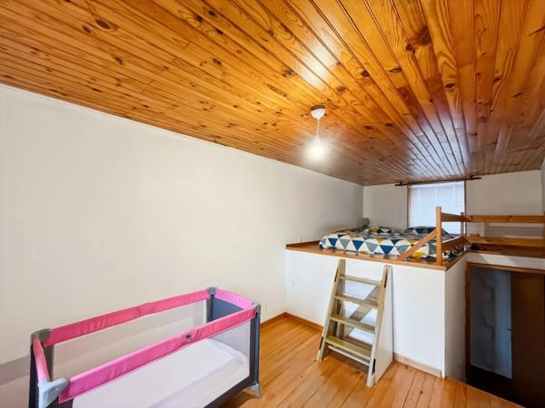 SUD BOURGOGNE | MAISON ATYPIQUE 7 PIÈCES | CARACTÈRE & VOLUMES | PROCHE CLUNY - 166 m² - 540 m²