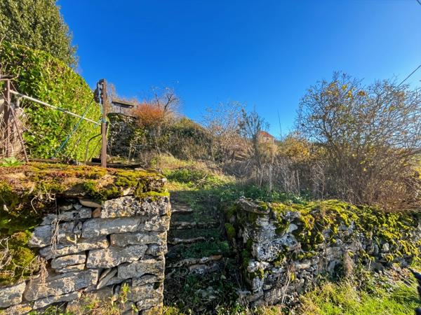 SUD BOURGOGNE | MAISON ATYPIQUE 7 PIÈCES | CARACTÈRE & VOLUMES | PROCHE CLUNY - 166 m² - 540 m²