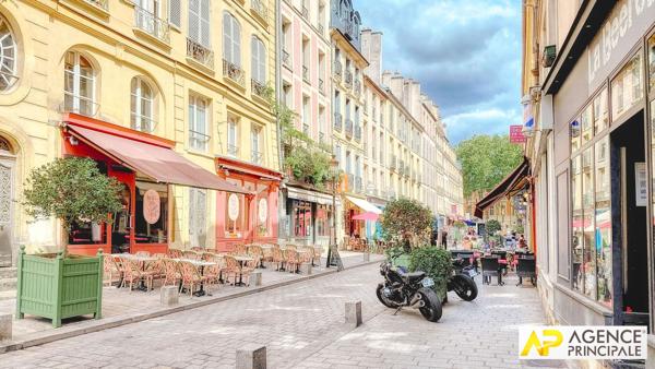 Versailles Saint-Louis Appatement 3 pièces 74.98 m² au sol situé au 2ème étage 435 000 € **  - Référence  28338
