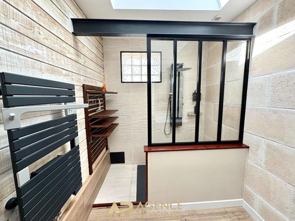 Propriété Rochelaise - 6 pièces - La Rochelle Centre Ville / Porte Royale 936 000 € **  - Référence  JH585ED6