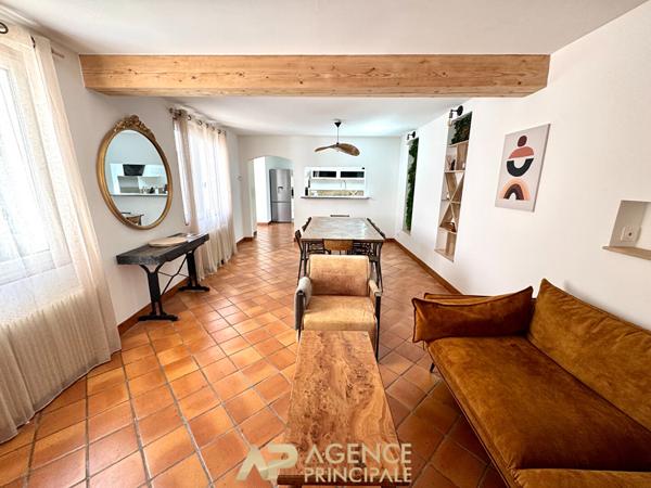 Propriété Rochelaise - 6 pièces - La Rochelle Centre Ville / Porte Royale 936 000 € **  - Référence  JH585ED6
