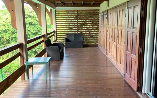 Maison à louer    4 pièces •  Koungou