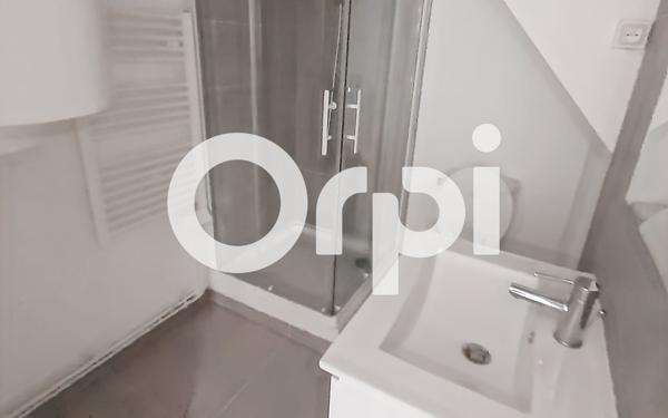 Appartement à louer    1 pièce • 24,22 m2 Nanteuil-le-Haudouin