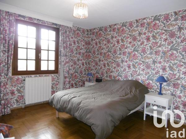 Maison traditionnelle 6 pièces de 130 m² à Le Dorat (87210)