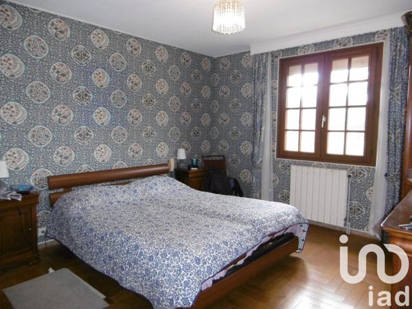 Maison traditionnelle 6 pièces de 130 m² à Le Dorat (87210)