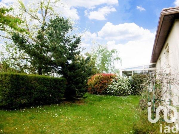 Maison traditionnelle 6 pièces de 130 m² à Le Dorat (87210)