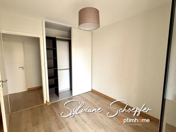 Très bel appartement avec grande terrasse à vendre 3 pièces MONTELIMAR (26)