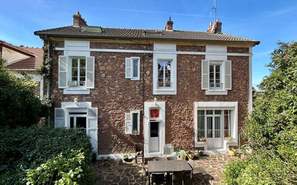 Maison à vendre    6 pièces • 190,55 m2 Saint-Pierre-du-Perray