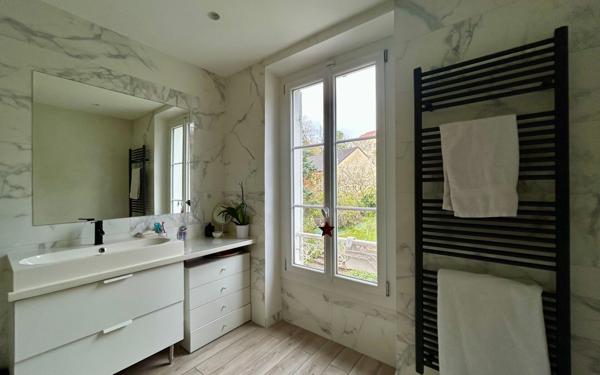 Maison à vendre    6 pièces • 190,55 m2 Saint-Pierre-du-Perray