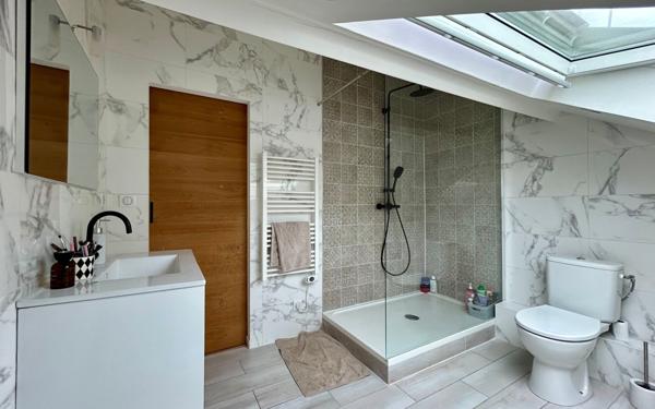 Maison à vendre    6 pièces • 190,55 m2 Saint-Pierre-du-Perray