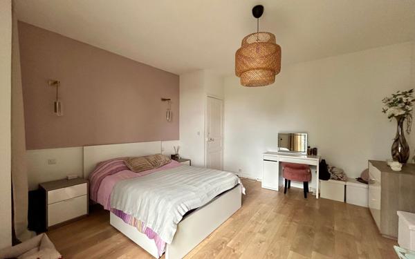 Maison à vendre    6 pièces • 190,55 m2 Saint-Pierre-du-Perray