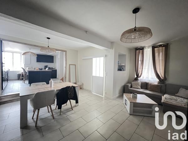 Maison de ville 6 pièces de 124 m² à Cérans-Foulletourte (72330)