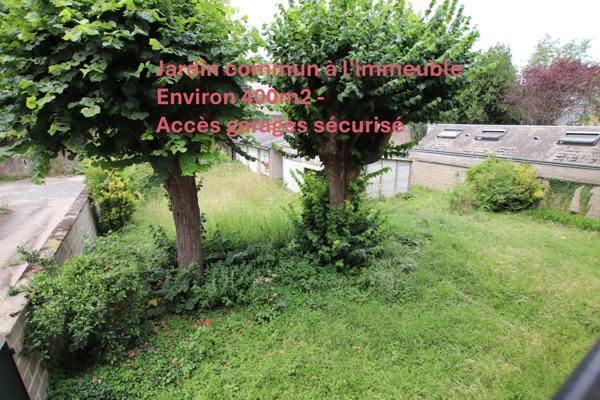 GIEN partie d'immeuble de 3 lots principaux avec garages et caves