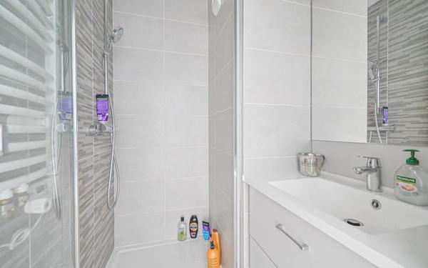 Appartement à vendre    4 pièces • 85 m2 Saint-Mandé