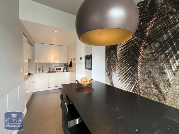 Appartement à louer 4 pièces 83.74m²