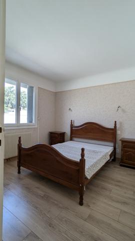 Entraigues-sur-la-Sorgue (84320) Charmante maison à Entraigues-sur-la-Sorgue