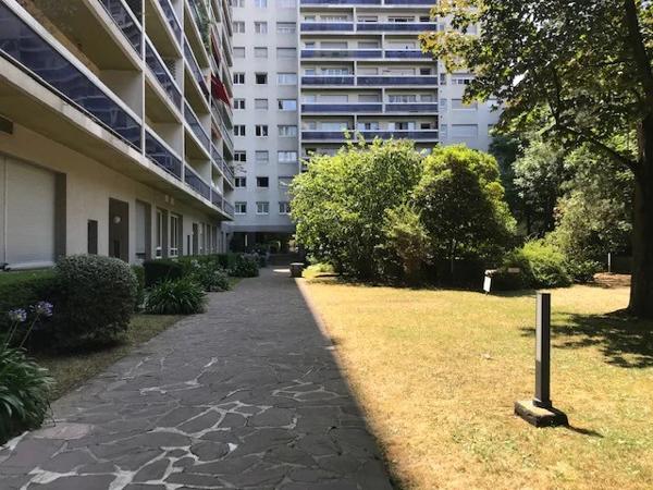 Appartement à louer à Paris (75015)