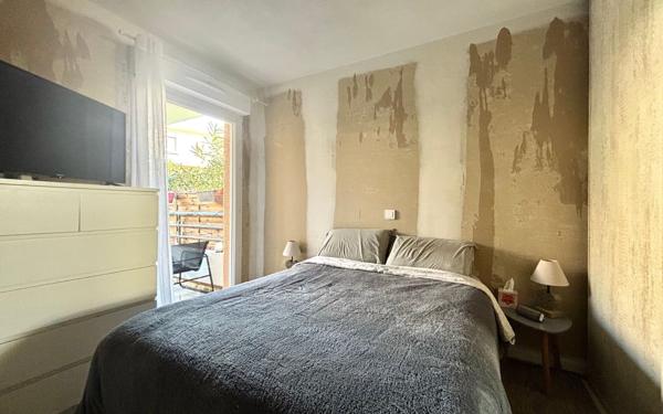 Appartement à vendre    2 pièces •  Miramas