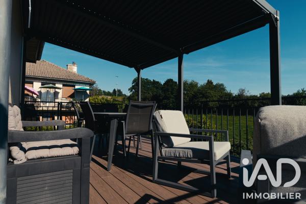 Maison à vendre 7 pièces 105 m² Saint-Mamet-la-Salvetat