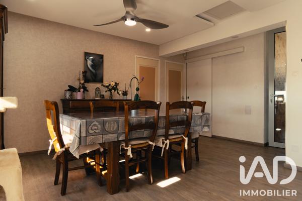 Maison à vendre 7 pièces 105 m² Saint-Mamet-la-Salvetat