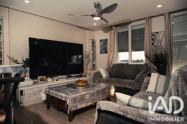 Maison à vendre 7 pièces 105 m² Saint-Mamet-la-Salvetat