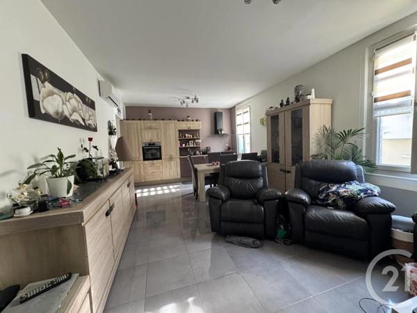 Maison à vendre  4 pièces - 75,60 m 2   STE MAXIME  - 83