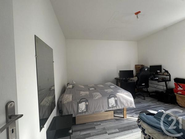 Maison à vendre  4 pièces - 75,60 m 2   STE MAXIME  - 83