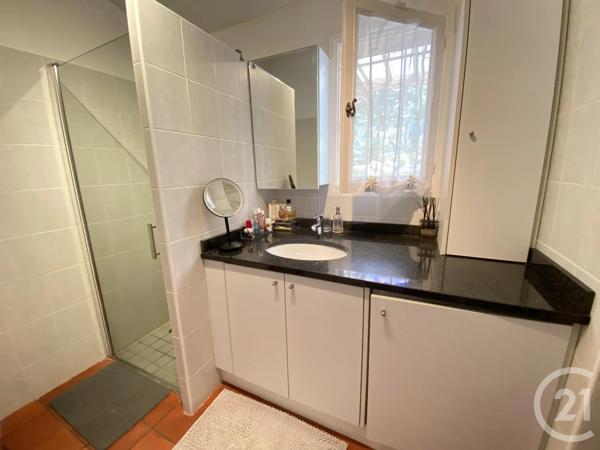 Maison à vendre  4 pièces - 91,57 m 2   STE MAXIME  - 83