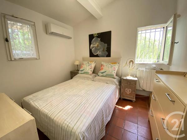 Maison à vendre  4 pièces - 91,57 m 2   STE MAXIME  - 83