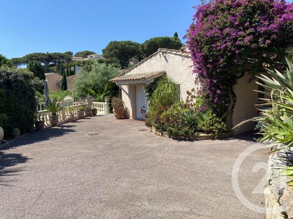 Maison à vendre  4 pièces - 91,57 m 2   STE MAXIME  - 83