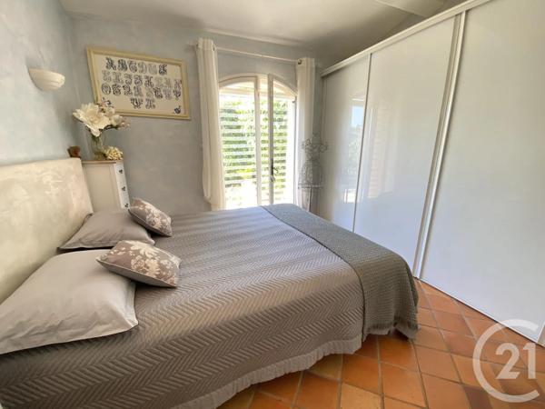 Maison à vendre  4 pièces - 91,57 m 2   STE MAXIME  - 83