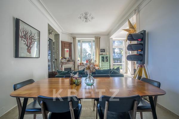 Propriété historique avec vue Palais des Papes