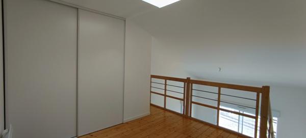 Appartement duplex lumineux 36m2 Parking et terrasse quartier les Minimes LA ROCHELLE (17)