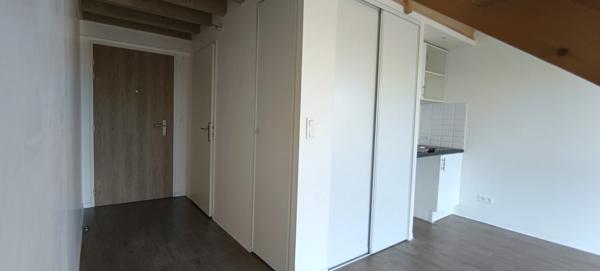 Appartement duplex lumineux 36m2 Parking et terrasse quartier les Minimes LA ROCHELLE (17)