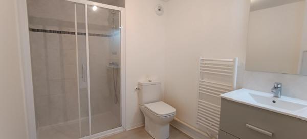 Appartement duplex lumineux 36m2 Parking et terrasse quartier les Minimes LA ROCHELLE (17)