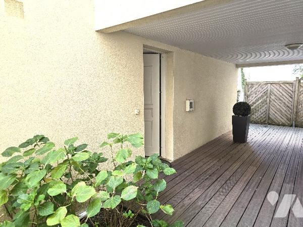 Appartement duplex 91,28 m² – 3 chambres – Terrasse – Parking couvert