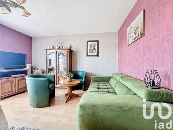 Appartement 3 pièces de 71 m² à Châlons-en-Champagne (51000)